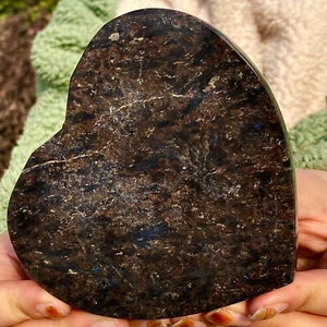 399G Natural fireworks stone heart-shaped crystal decoration mineral specimen - Bild 1 von 13