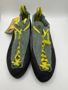 La Sportiva Mythos Green Bay Women's Rock Climbing Bouldering Shoes NWT - Picture 1 of 6