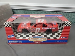 ERTL American Muscle Bill Elliott Budweiser T-Bird 1/18 Die Cast New 1993 - Picture 1 of 6