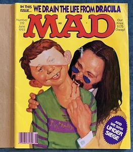 Mad Magazine #319 junio 1993 cubierta de suscripción exterior adjunta ¡Drácula! - Imagen 1 de 4