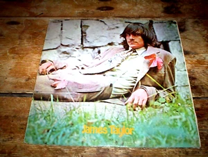 JAMES TAYLOR self titled ORIG 1968 gatefold APPLE Records LP w/ PAUL McCARTNEY - Picture 1 of 1