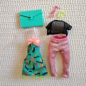 Monster High Picture Day LAGOONA BLUE OUTFIT Fashion w Folder Earrings Mattel - Picture 1 of 5