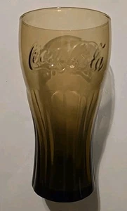 Vaso McDonald's Coca Cola marrón ahumado vintage con forma de campana de vidrio - Imagen 1 de 2