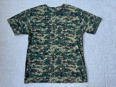Code V Shirts Men’s L Digital Camo Green Short Sleeve Crew Neck - Image 1 of 4