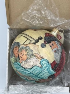 Bola de vidrio pintada a mano de colección 2001 adorno madre hijo Santa firmado Cracovia nuevo en caja - Imagen 1 de 10