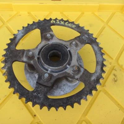 1994 Suzuki Katana 600 GSX600F OEM RODA DENTADA TRASEIRA - Imagem 1 de 4