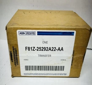 Protector de piedra Ford F81Z-25292A22-AA OEM sellado de fábrica nuevo de stock - Imagen 1 de 5