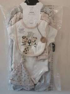 Mothercare 8 Piece Starter Set Layette Set Baby Boys Animals NEW