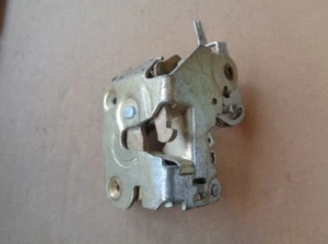 Opel Rekord D E Schloss Verriegelung Türschloß Türverriegelung re. NEU 0134005 - Picture 1 of 1