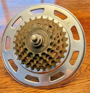 Vintage 1979 Suntour Perfect 5-Speed Freewheel 14-28t & Spoke Protector & Hub - Picture 1 of 12