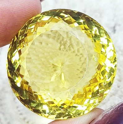 96.20 Ct Round Shape Loose Gemstone Yellow Topaz Certified - Image 1 of 4