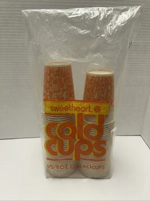 Tazas de papel vintage Sweetheart naranja amarillo flores 9 OZ bolsa abierta 63 tazas izquierda Foto 1 de 4