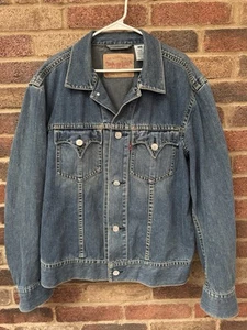 Levi’s Men’s Type 1 Jacket Size XXL Some Fade Light/Medium Wash - Picture 1 of 10