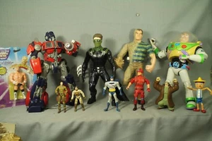 lot vintage action figures transformers robots X Men toys Marvel - Picture 1 of 9