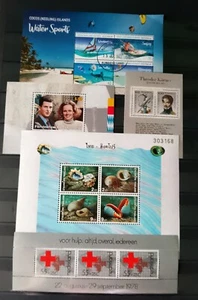 COLLECTION 25 MINI SHEETS (WORLD). MANY TOPICS INC ROYALTY/FAUNA/SPACE/TRANSPORT - Picture 1 of 7