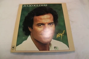 JULIO IGLESIAS "HEY!" LATIN POP 12" VINYL LP 1980 CBS INTERNATIONAL RECORDS - Picture 1 of 5