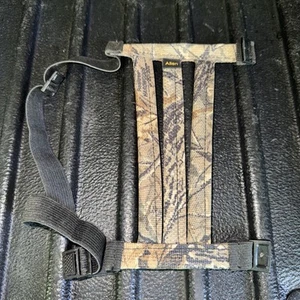 VTG Allen 4304 Archery Arm Guard Realtree Hardwoods Camo - Made in USA - Free SH - Picture 1 of 5