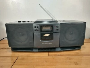 Portable boombox Samsung RCD-830 - Picture 1 of 11