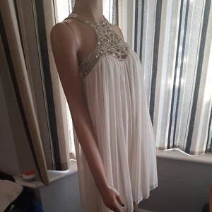 Miss Selfridge Größe 8 cremefarben ärmelloses Party-/Urlaubskleid mit Goldausschnitt... - Bild 1 von 10
