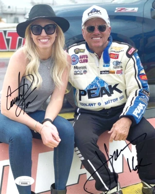Drag Racing Legend John Force and Daughter Drag Racer Courtney Force, Autografiado Foto 1 de 4