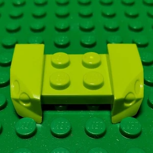 Lego Part 44674 Vehicle Mudguard 2 x 4 with Headlights Overhang Lime Green - Picture 1 of 3