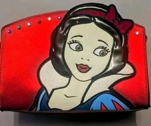 NEW DISNEY SPECTRUM X SNOW WHITE JEWEL ZIPPED Satin RED PATENT CLUTCH BAG BNWT - Picture 1 of 17