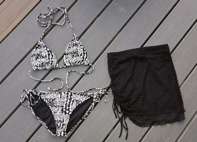 Converse Dos Piezas Triángulo Bikini Traje de Baño S Negro Malla Natación Cubierta Falda Conjunto x3 Foto 1 de 4