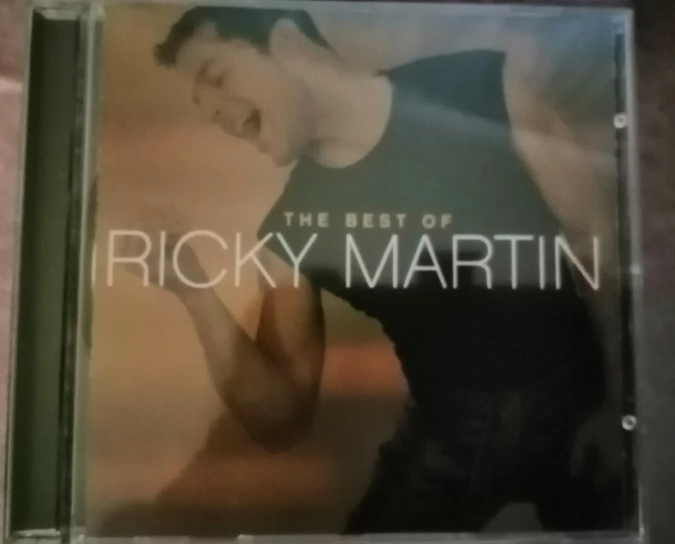 Ricky Martin - Best of (2001) - Image 1 of 1