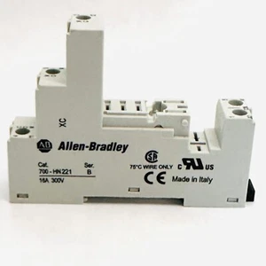 ALLEN BRADLEY 700-HN221 RELAY SOCKET - Picture 1 of 4