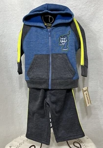 Kids Headquarters Boys 2pc Sweatshirt Hooded Top Pants Set 12M NWT $32 - Picture 1 of 13