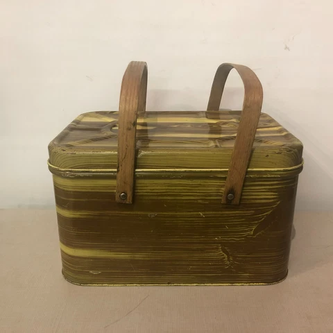 Vintage Brown Faux Wood Grain Metal Picnic Basket Box W/ Wood Handles Storage (C Cover