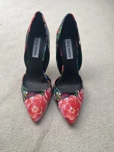 Steve Madden Varcityy Colorful Floral Red Pink Green Heels Pump Shoes 8.5 - Picture 1 of 7