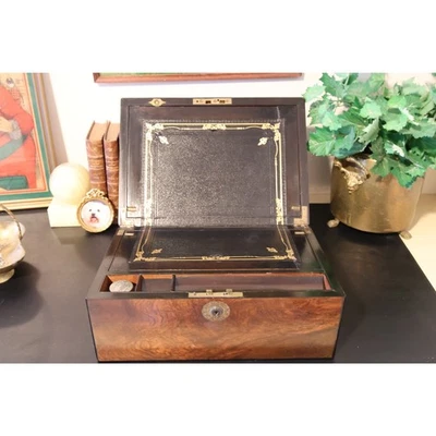 Pendiente de escritura de madera de rebabas Foto 1 de 4