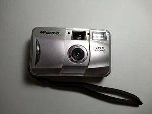 Polaroid Motorized Compact Fun Shooter Point & Shoot 35mm Camera New NOS 239 SL - Picture 1 of 7