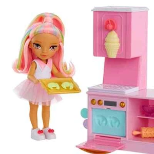 Rainbow High Tienda de Postres con Muñeca Pequeña Kandy Juego con Accesorios - Imagen 1 de 8