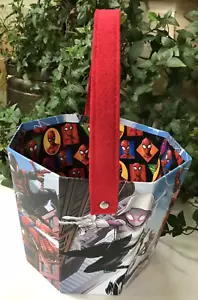 MARVEL SPIDERMAN Easter Halloween Toy 8" H PAPERBOARD BUCKET HEAVY FELT HANDLE - Foto 1 di 5