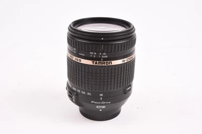 Teleobjetivo gran angular Tamron 18-270 mm f/3,5-6,3 (B008) para Nikon F #T-01660 Foto 1 de 4