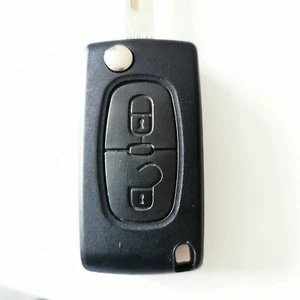 Genuino FABRICANTE DE EQUIPOS ORIGINALES Peugeot 2 botones llave abatible remota, 21676652-3-C, 31300226-8X0, probado - Imagen 1 de 5