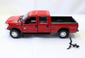 2016 Ford F-250 Crew Cab Pickup Truck 1:64 Scale Diecast Model Opened Doors Red