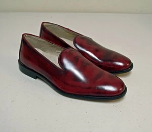 NWOB HOO a parliment of owls Boys Girls Slip On Flats Loafers Burnished Red ~36~ - Picture 1 of 6