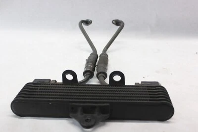 ENFRIADOR DE ACEITE CON LÍNEAS VER FOTOS 15600-ME5-670 1983 HONDA NIGHTHAWK CB650SC Foto 1 de 4