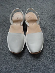 Taltavull ladies cream peep toe sandal shoes size UK 6 (39) Brand new - Picture 1 of 4