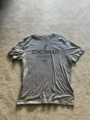 Under Armour Cincinnati Bearcats Shirt Mens XL Cover
