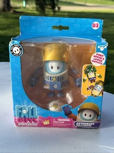 Fall Guys Ultimate Knockout 10cm Mix and Match Astronaut Action Figure NEW - Picture 1 of 5