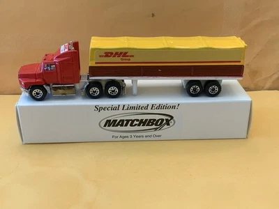 Camión cubierto Matchbox Convoy Ford Aeromax “DHL” ver descripción Foto 1 de 4