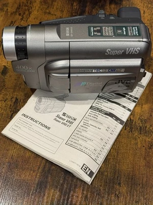 2 JVC GR-SXM520U Camcorder Super VHS C 400X Digital Zoom  - Image 1 of 4