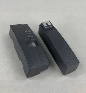 Lunette cache embout avant droit et gauche NetApp DS2246 111-00720/111-00719 - Photo 1/11