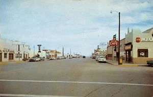 Postal de colección B & B Café Main Street Cars Street Scene Van Horn, TX de colección años 60 - Imagen 1 de 2