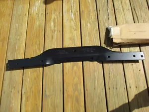 NOS 1991-1994 Ford Explorer Hitch Plate Assembly F1TZ-17D826-C OEM - Foto 1 di 8