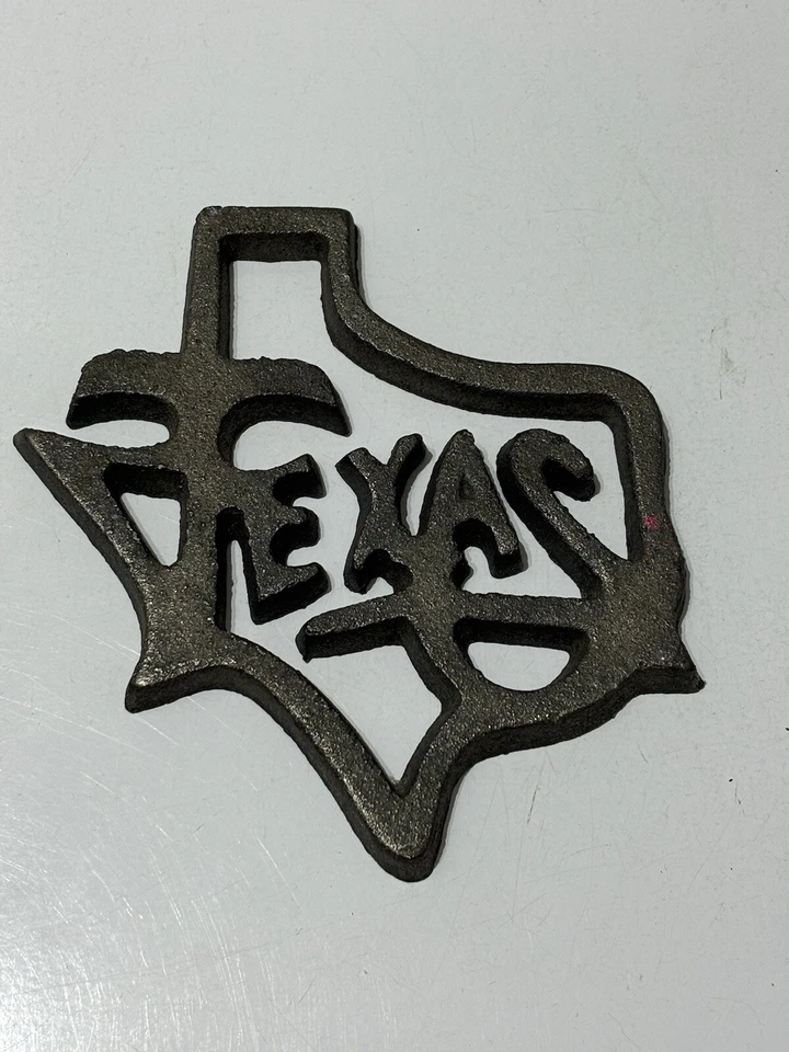 Texas Map Outline Wall Cast Iron Decor Heavy Duty Rustic Metal Look 5.75 inch - Image 1 of 3